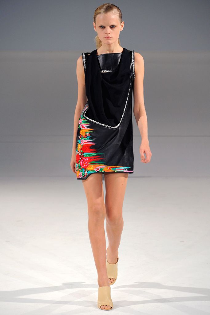 Chalayan S/S 12 Look 301