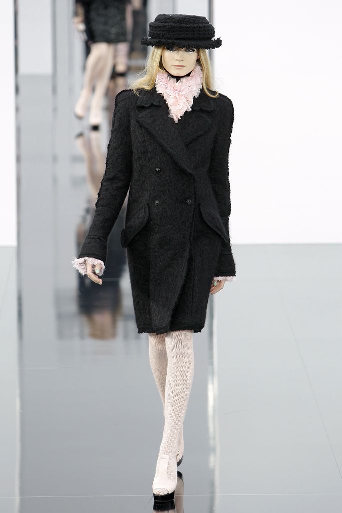Chanel F/W 09 Look 153