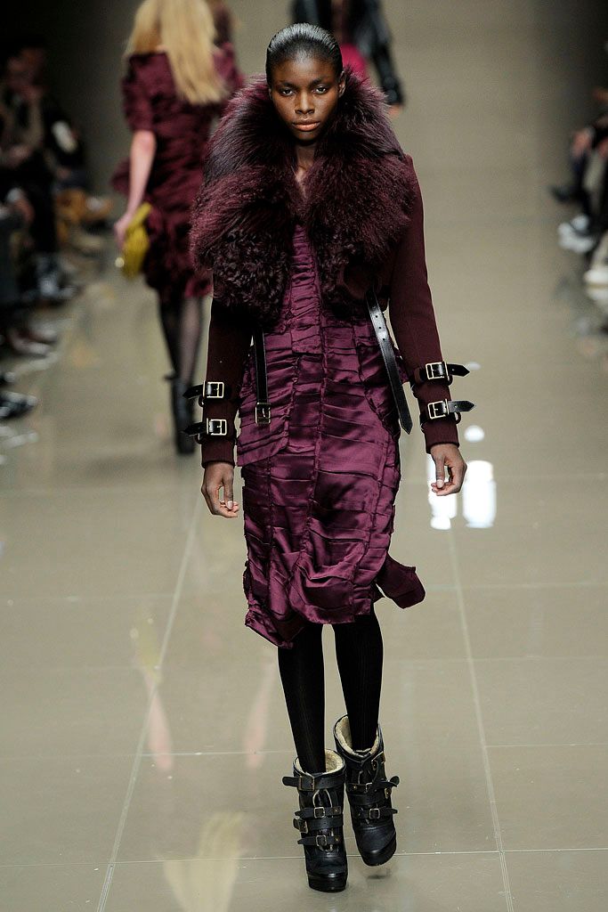 Burberry F/W 10 Look 221