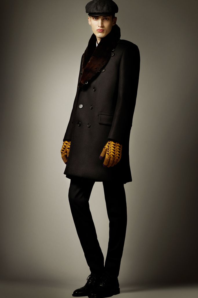 Burberry F/W 12 Look 10