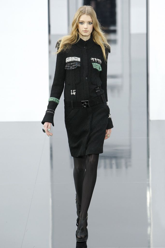 Chanel F/W 09 Look 110