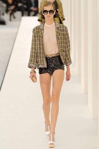 Chanel S/S 07 Look 402