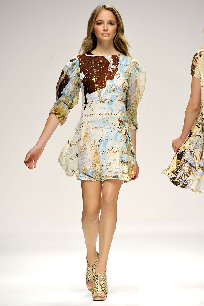 Basso & Brooke S/S 11 Look 41