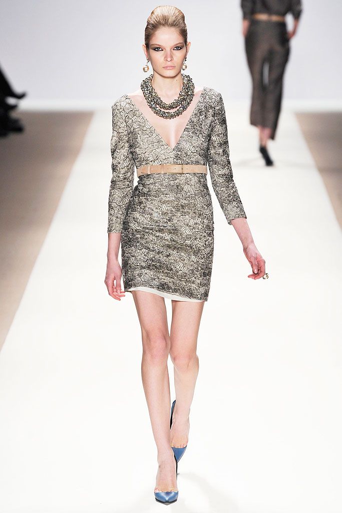 printed ruched belted mini-dress