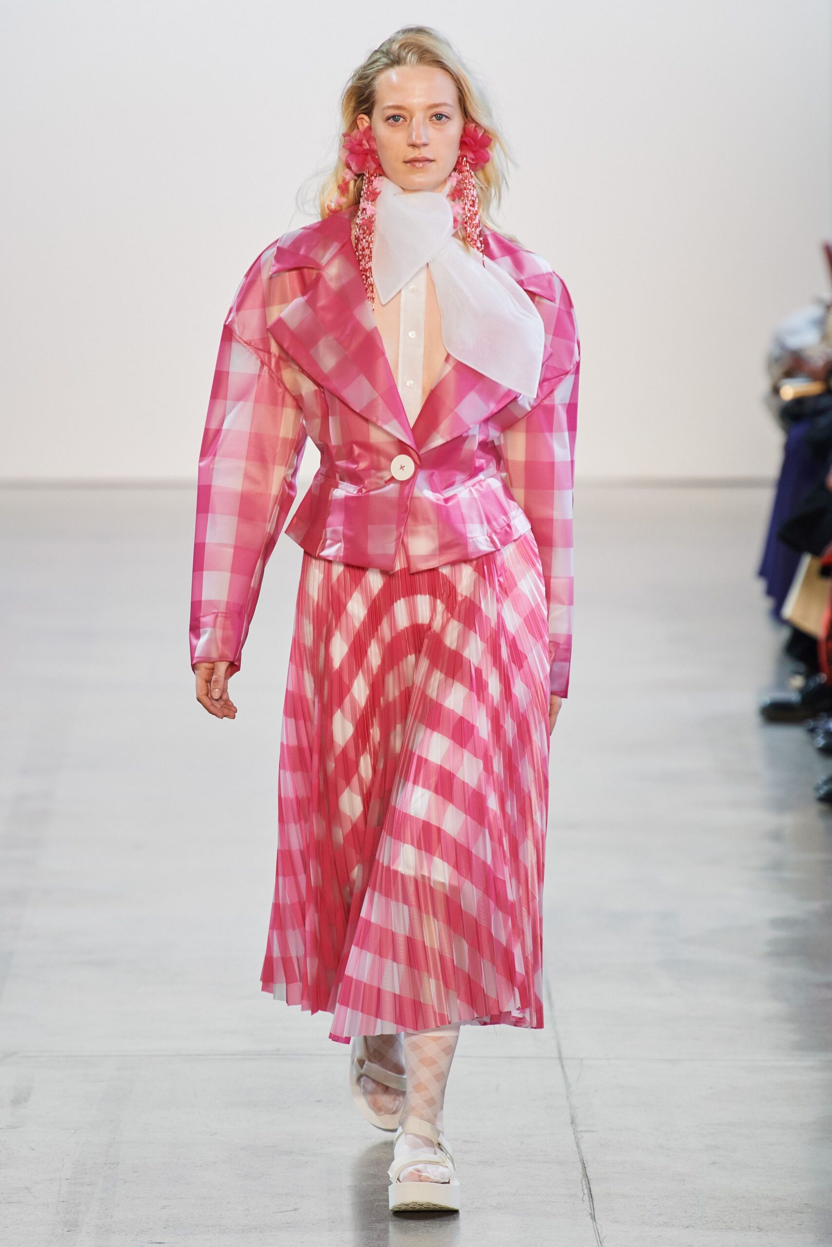 Claudia Li F/W 20 Look 81