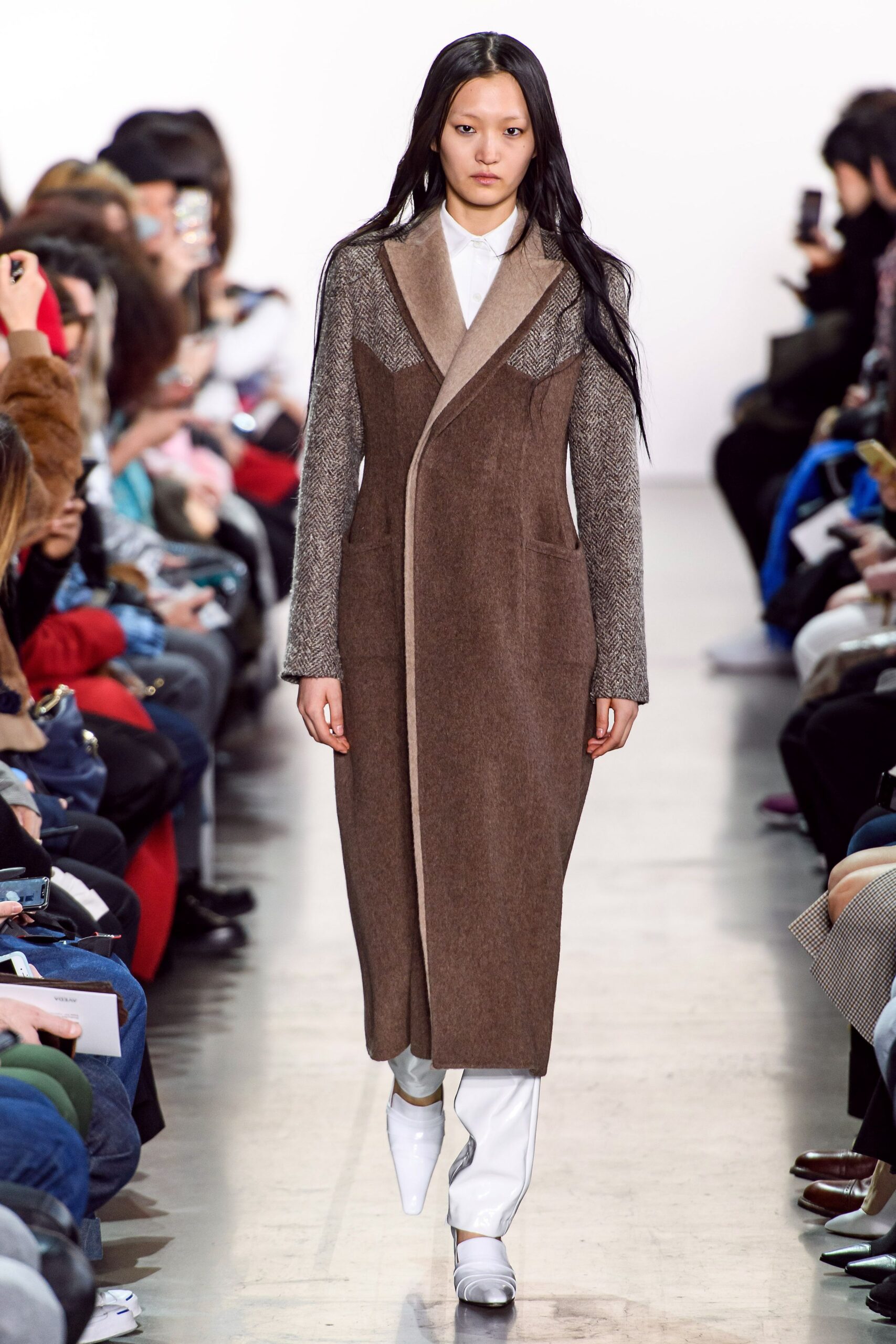 Calvin Luo F/W 19 Look 197