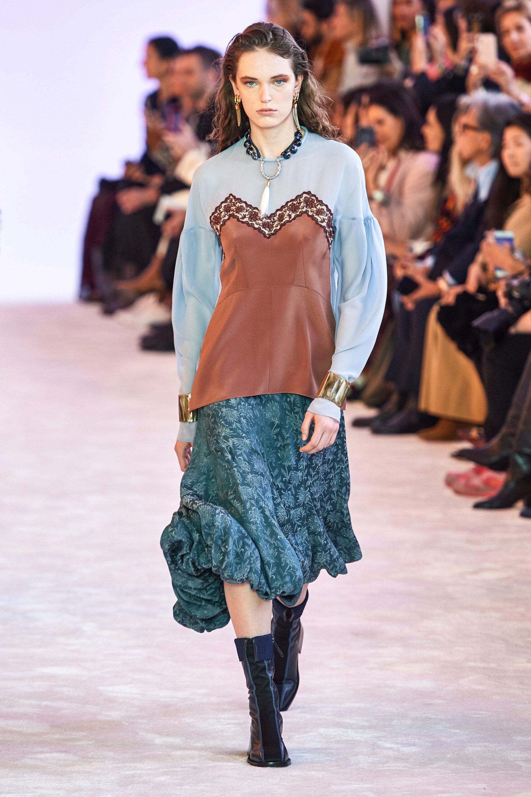 Chloé F/W 19 Look 254