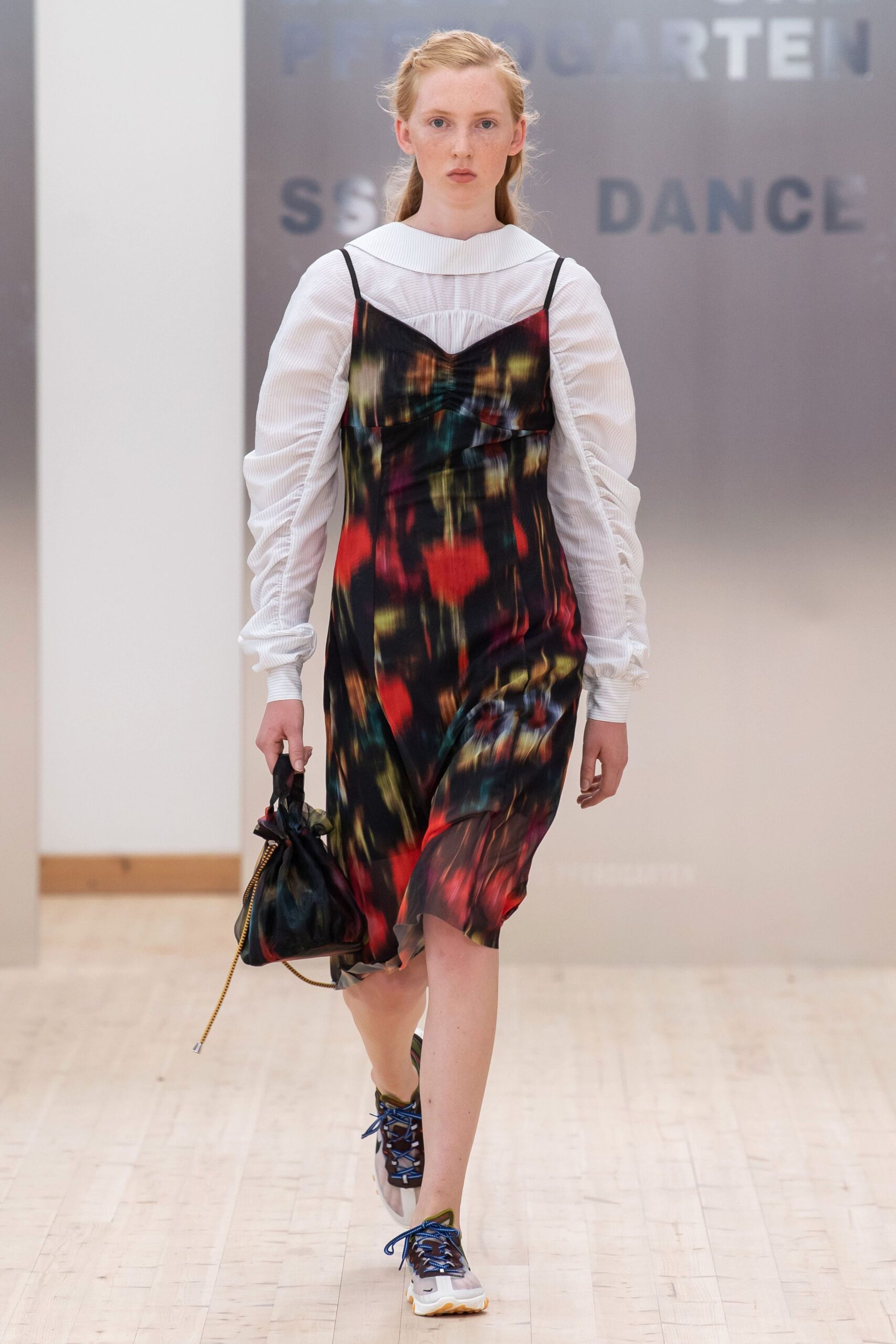 Baum und Pferdgarten Copenhagen S/S 20 Look 143