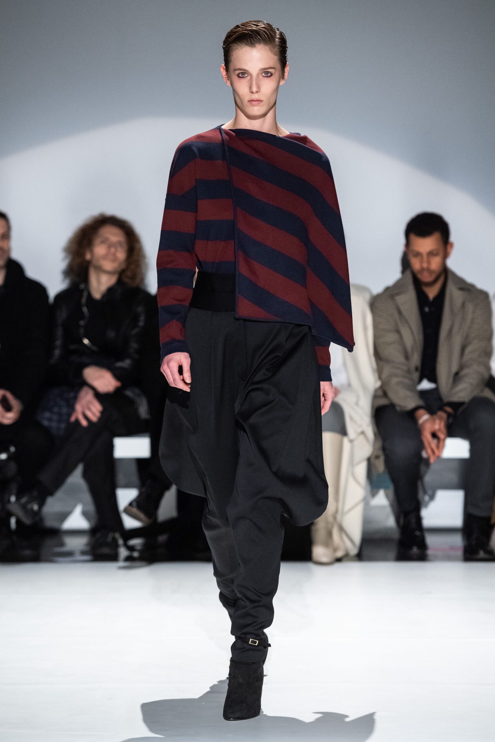 Chalayan F/W 19 Look 220