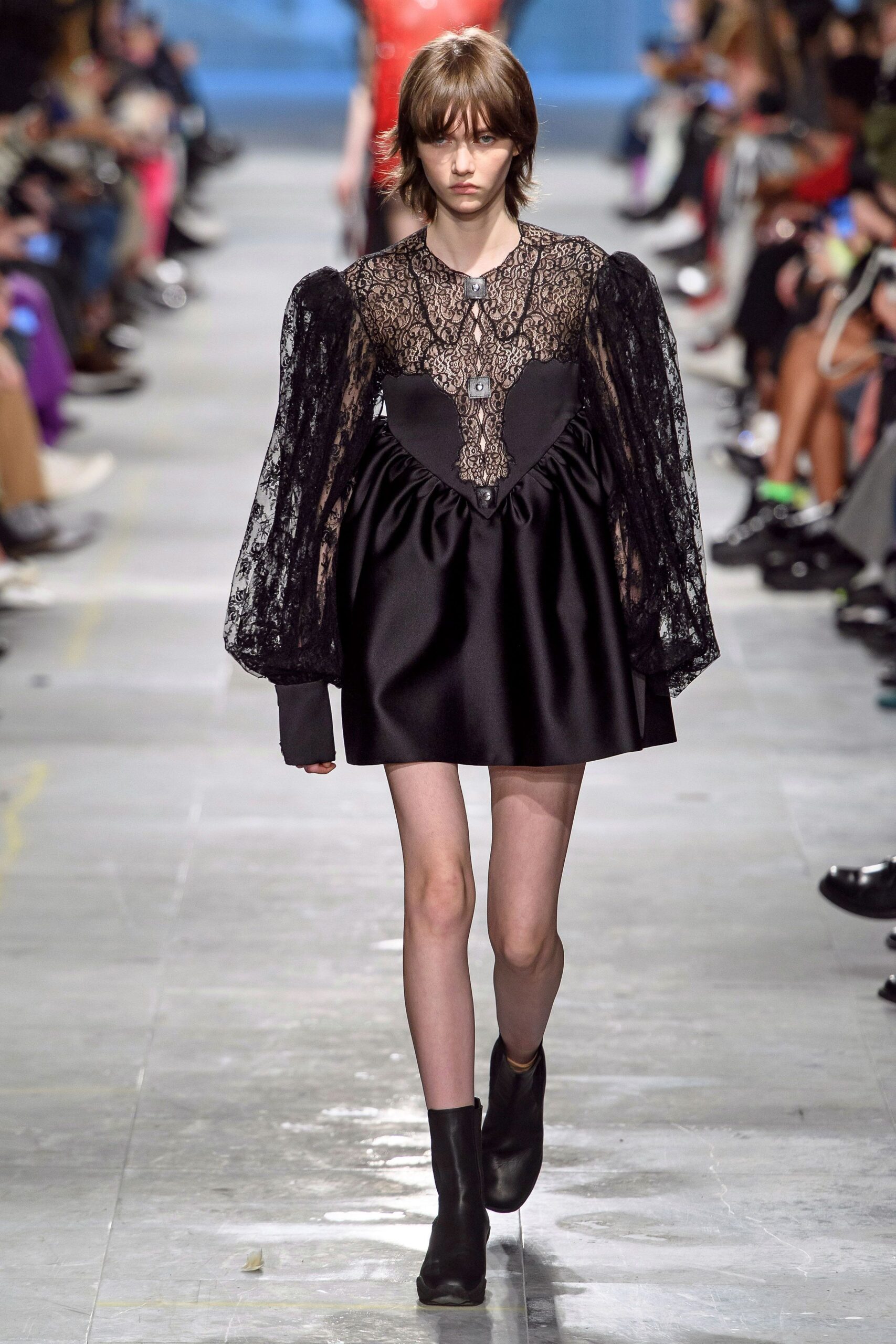 Christopher Kane F/W 19 Look 767