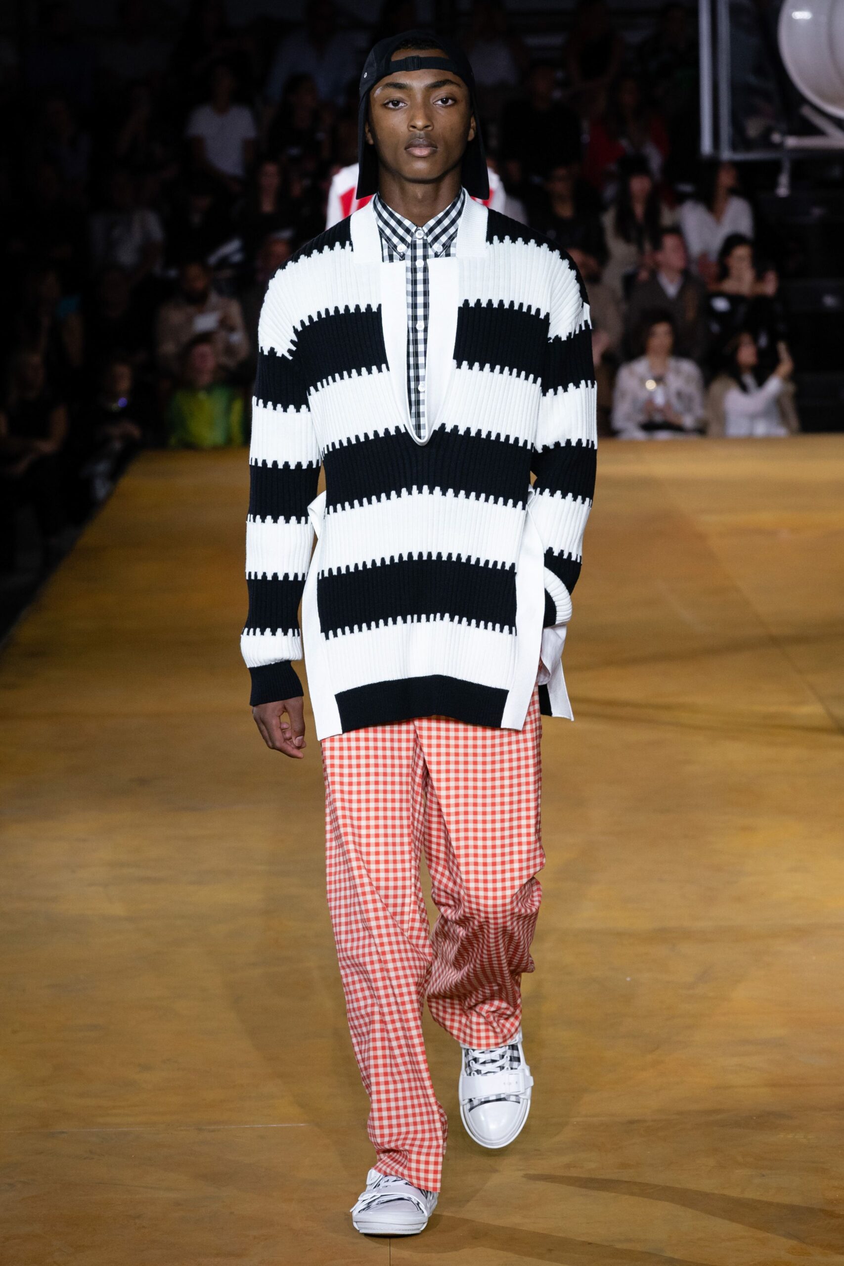 Burberry S/S 20 Menswear Look 1062
