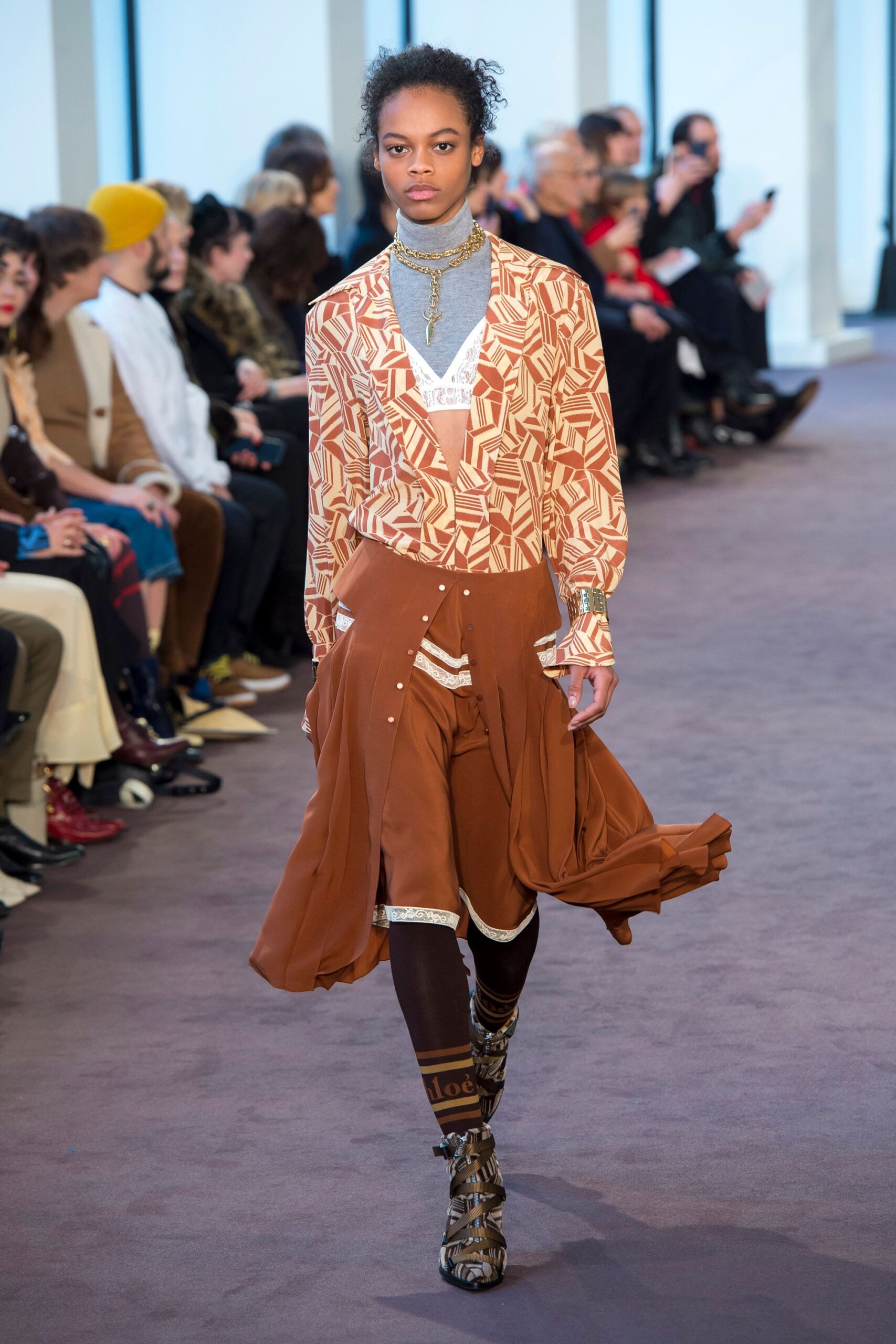 Chloé F/W 18 Look 54