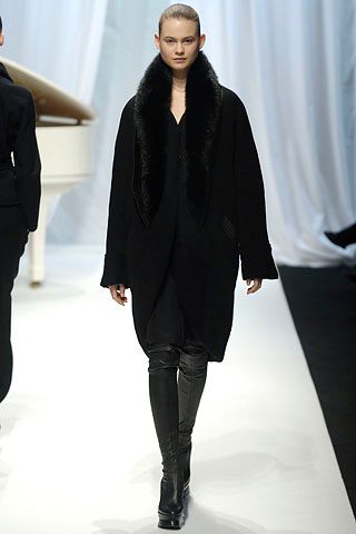 Chalayan F/W 06 Look 31