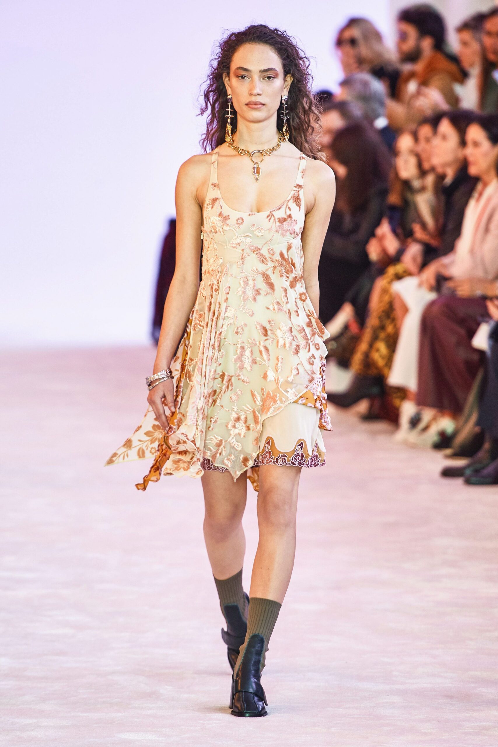Chloé F/W 19 Look 632