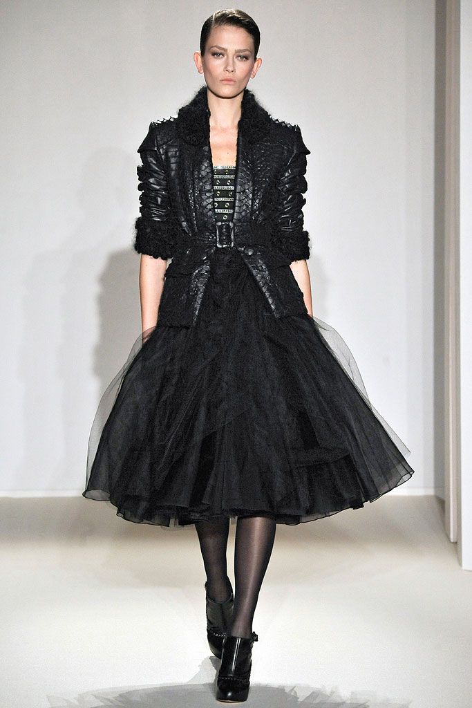 Collette Dinnigan F/W 09 Look 142