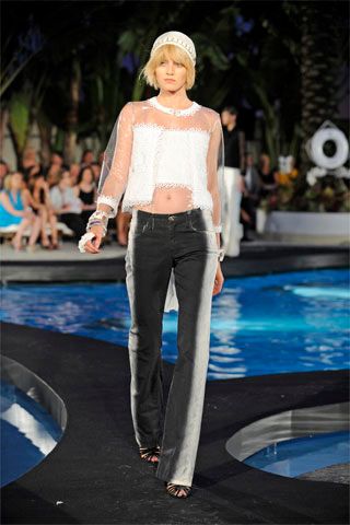 Chanel Resort 09 Look 333
