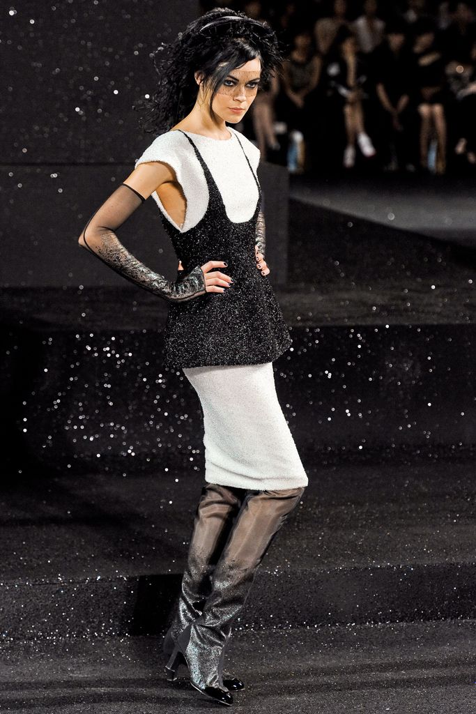Chanel F/W 11 Couture Look 241