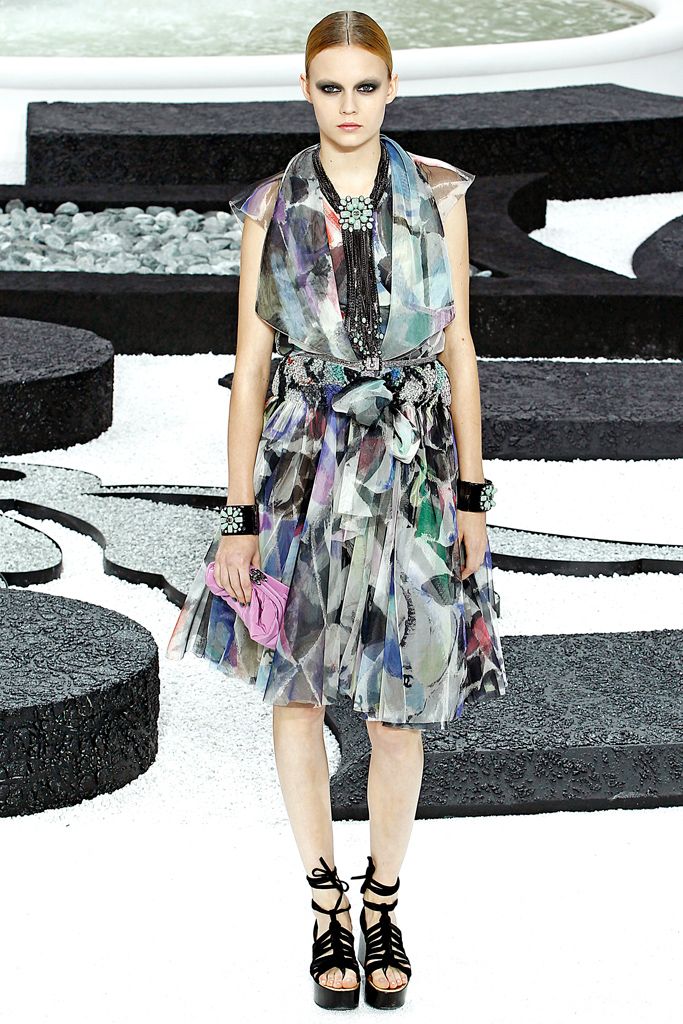 Chanel S/S 11 Look 259