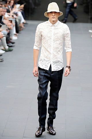 Burberry S/S 09 Menswear Look 69