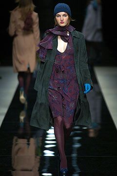 Burberry F/W 04 Look 77