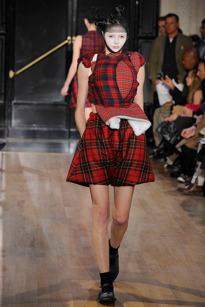 Comme des Garçons F/W 10 Look 129