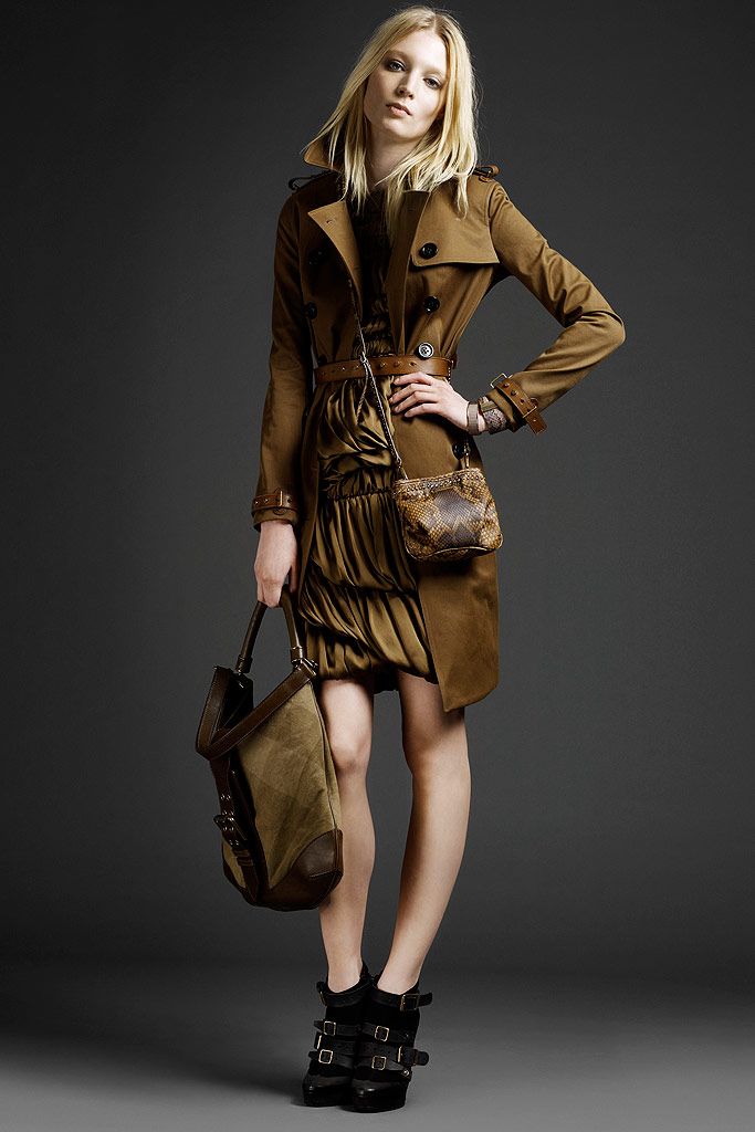Burberry Resort 11 Look 65