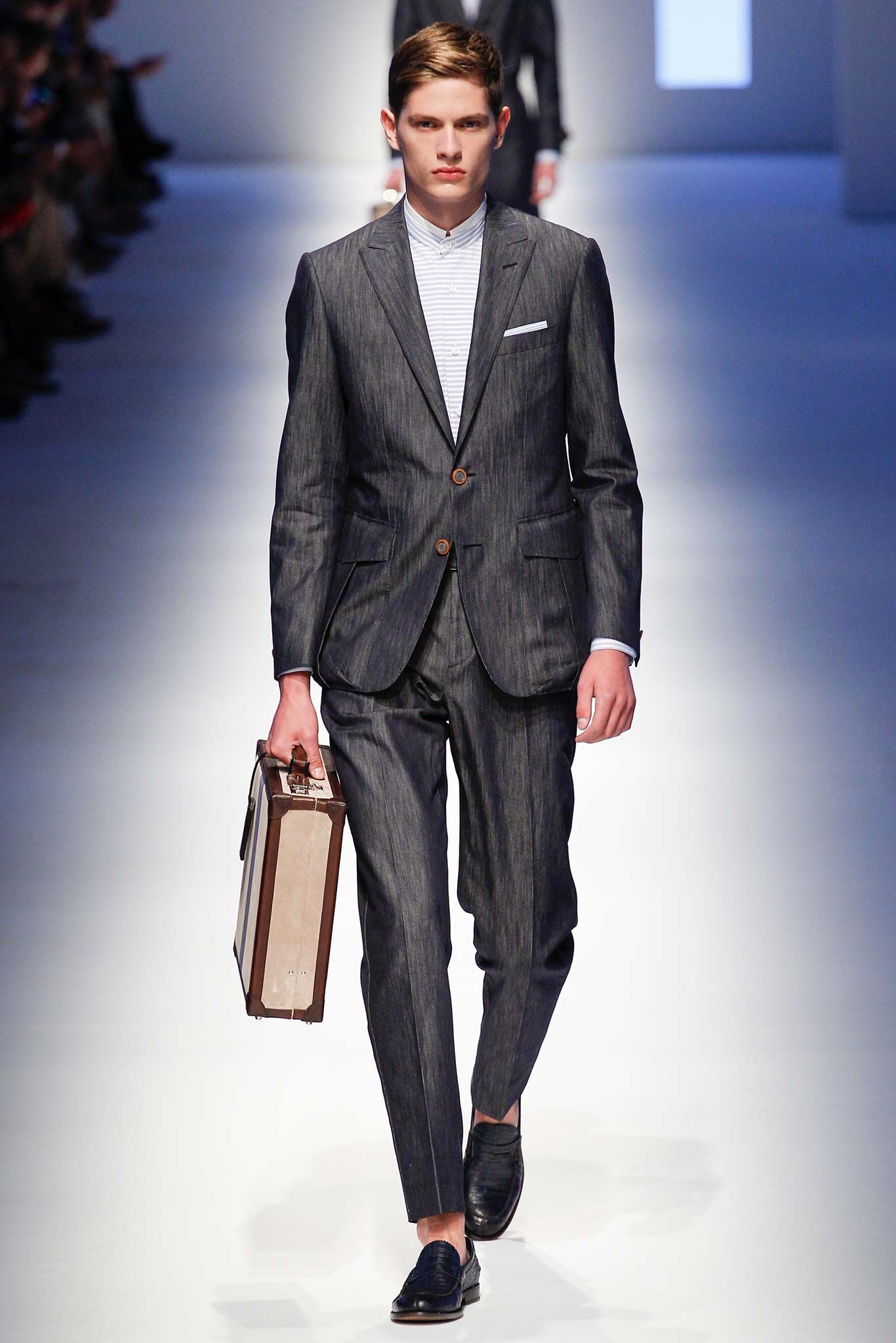 Canali S/S 16 Menswear Look 5