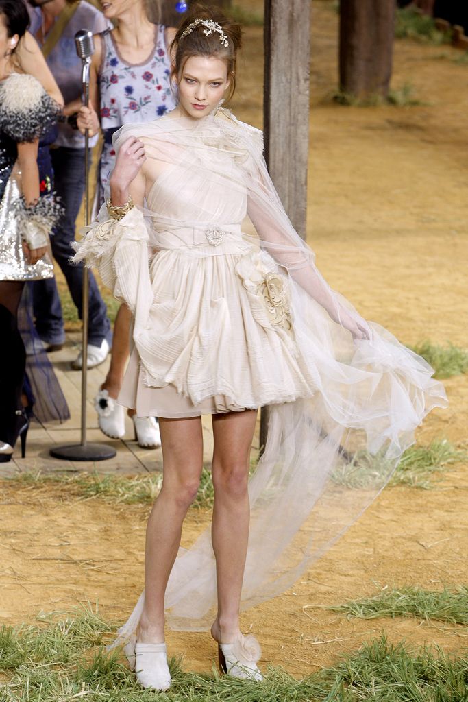 Chanel S/S 10 Look 419