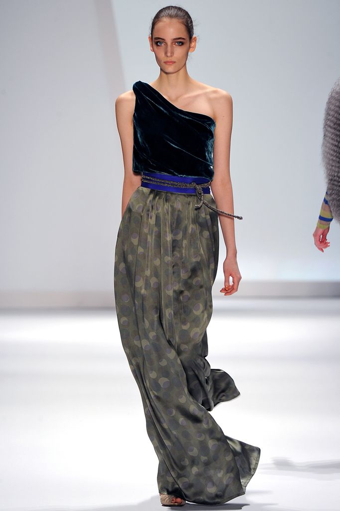 Carlos Miele F/W 11 Look 59