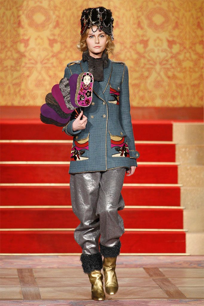 Chanel F/W 09 Look 140