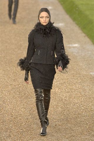 Chanel F/W 07 Couture Look 5