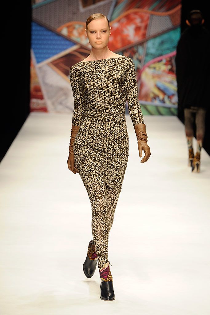 Basso & Brooke F/W 10 Look 87