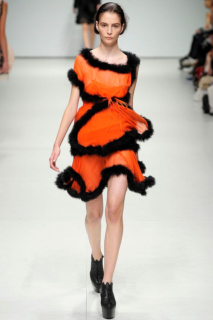 Christopher Kane S/S 09 Look 224