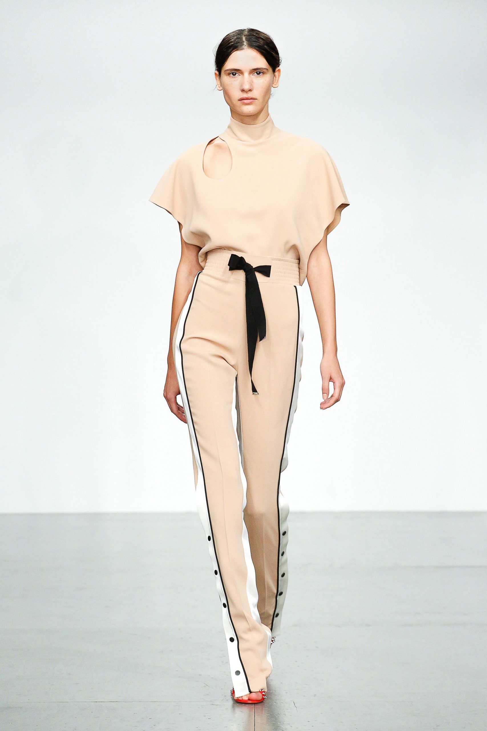 David Koma S/S 18 Look 27