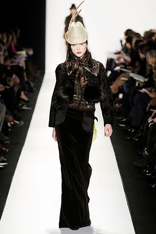 Carolina Herrera F/W 08 Look 217