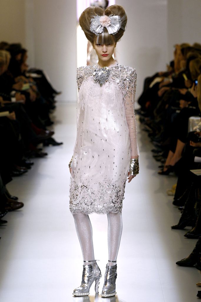 Chanel S/S 10 Couture Look 155