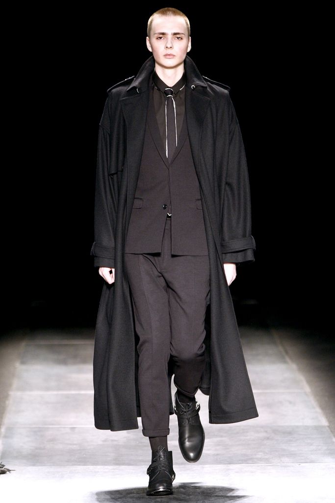 Christian Dior F/W 10 Menswear Look 8