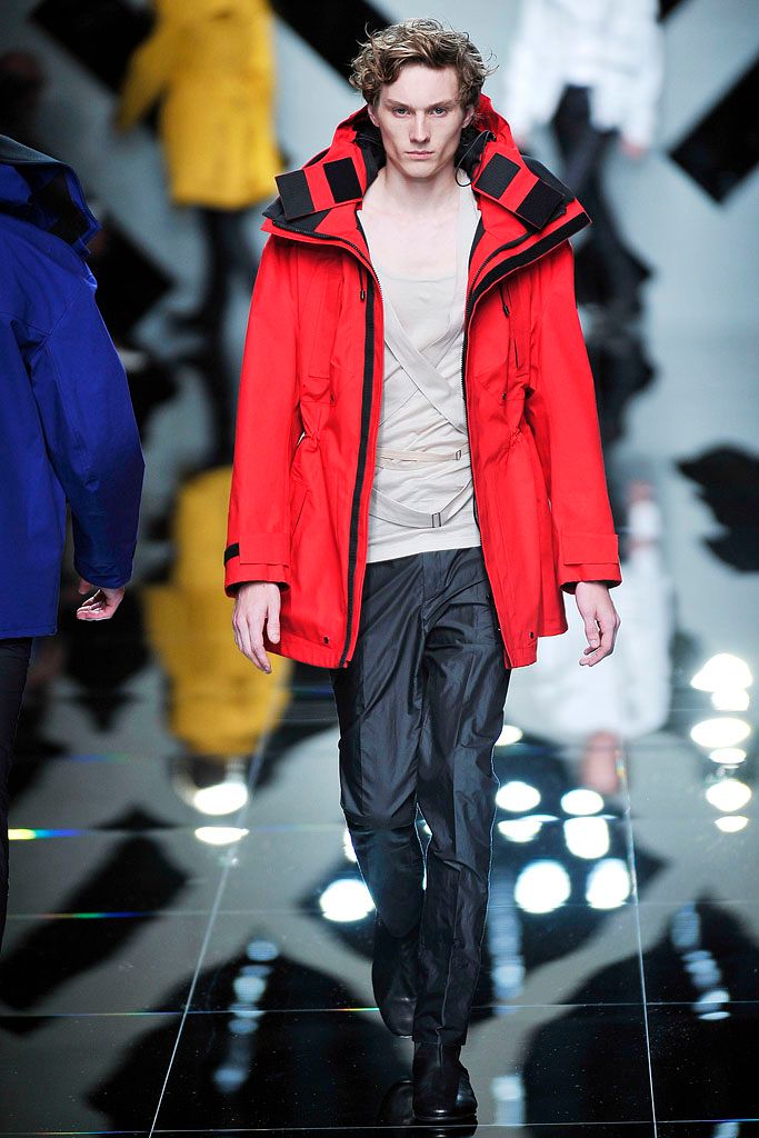 Burberry S/S 10 Menswear Look 143