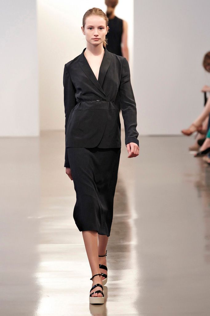 black unknown long-sleeve collared tailored belted blazer