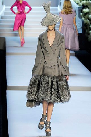 Christian Dior F/W 07 Look 102
