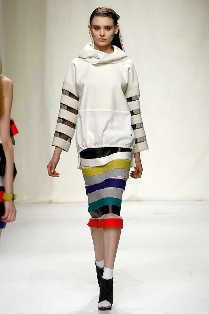 Commuun F/W 11 Look 172