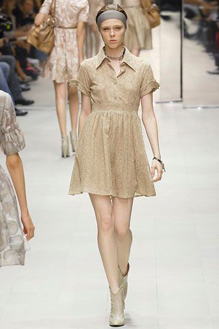 Burberry S/S 07 Look 71