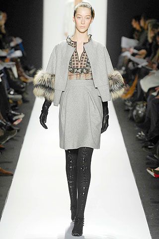 Carolina Herrera F/W 07 Look 32