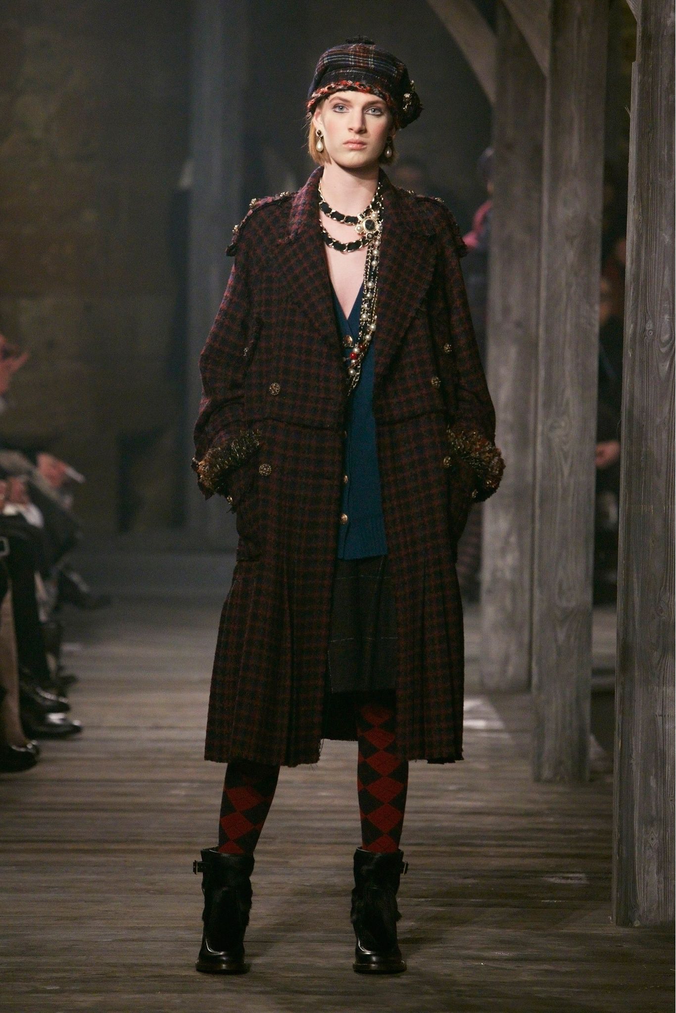 Chanel F/W 13 Look 553