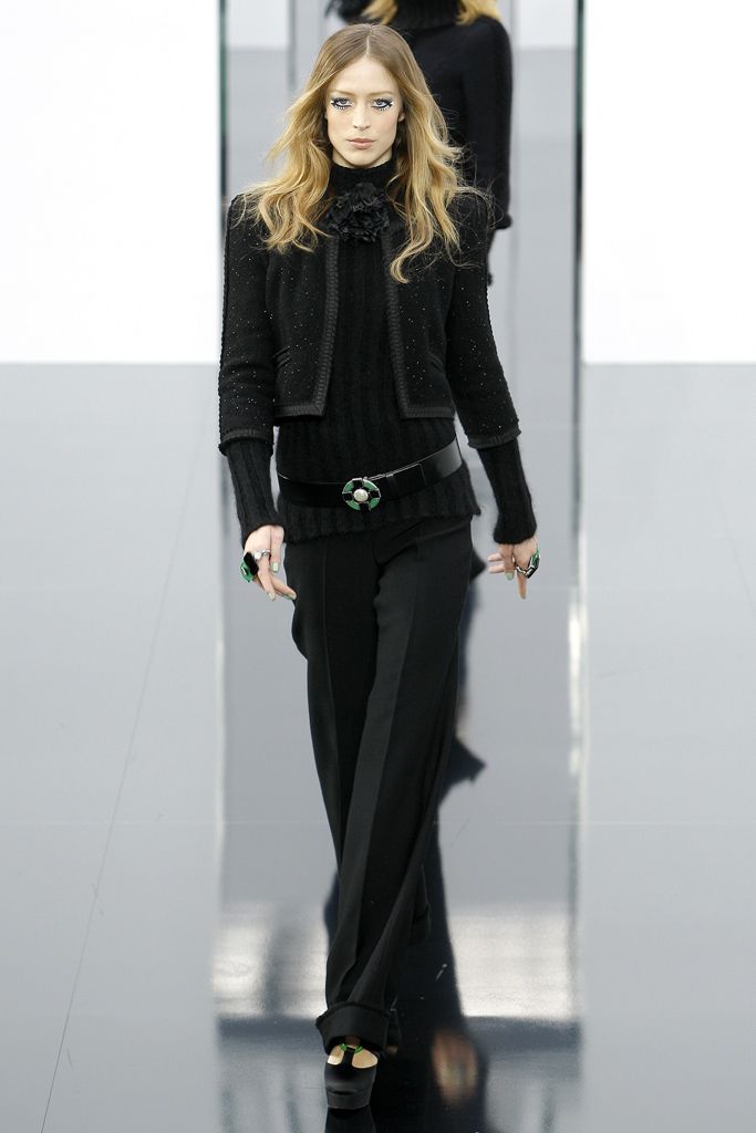 Chanel F/W 09 Look 85