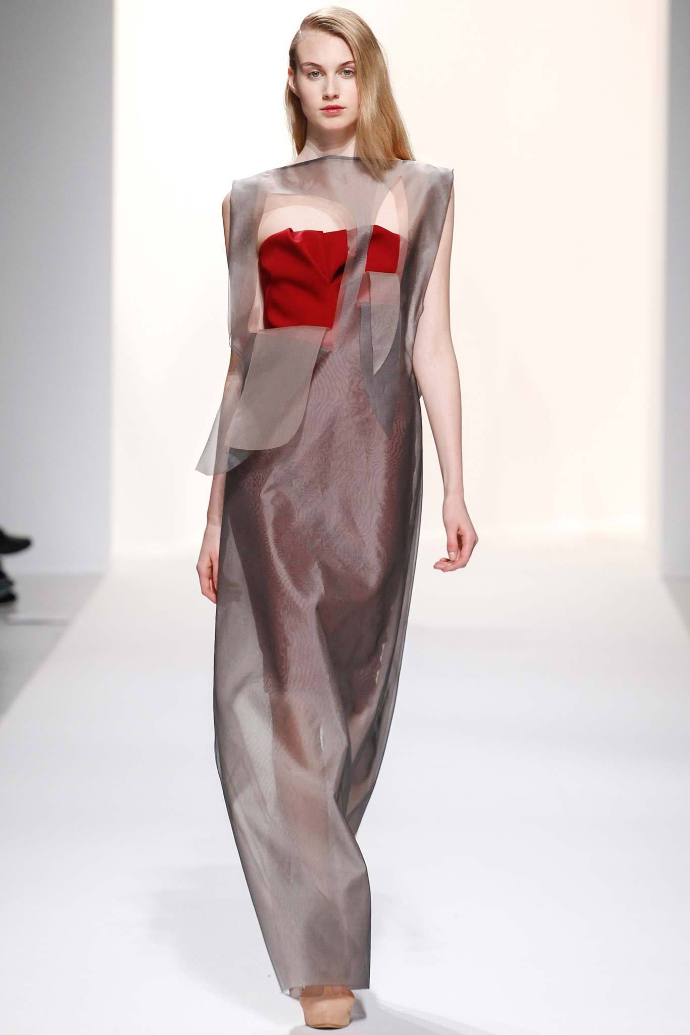 Chalayan F/W 14 Look 254