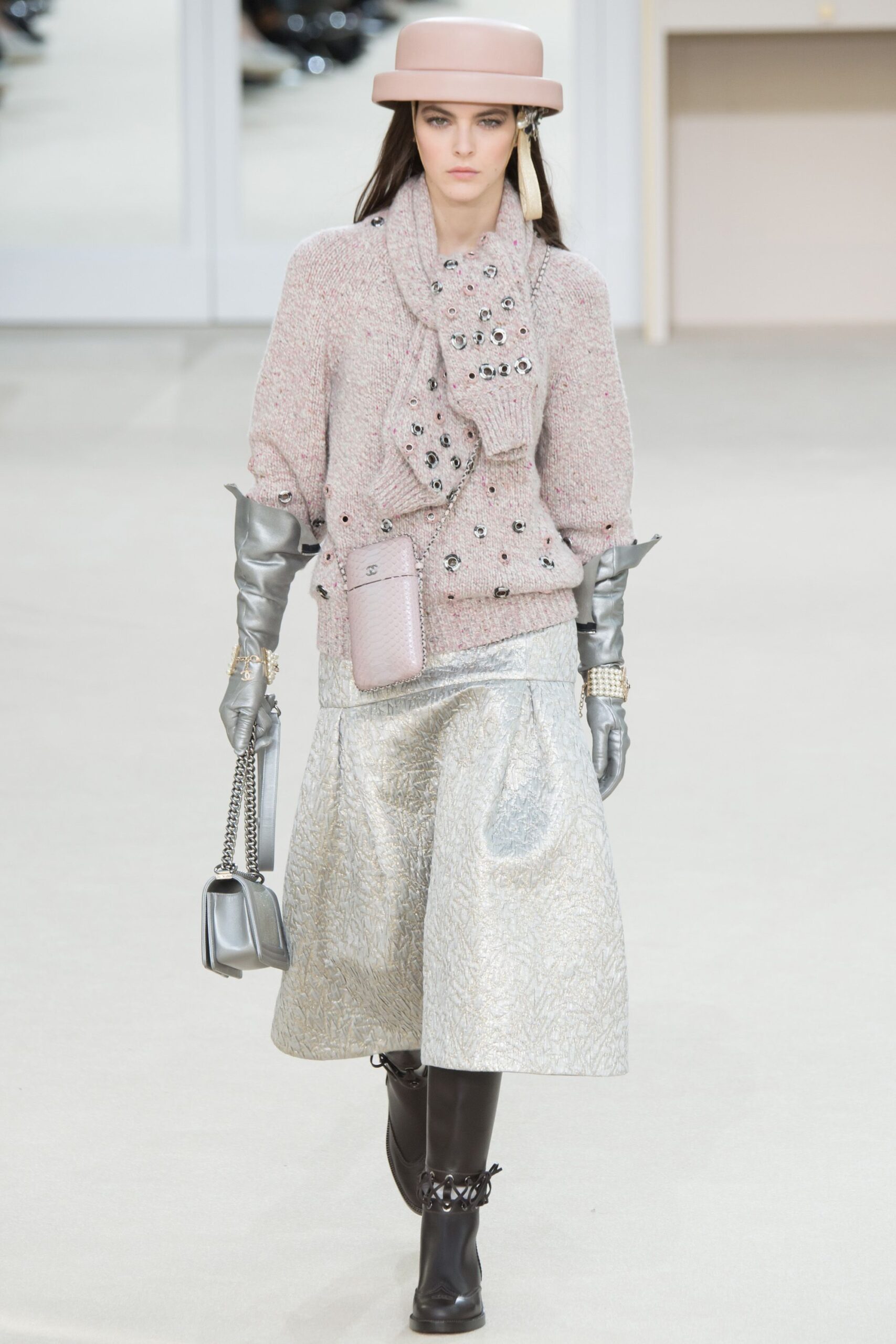 Chanel F/W 16 Look 423