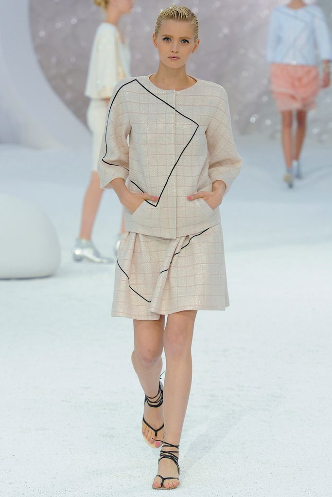 Chanel S/S 12 Look 85
