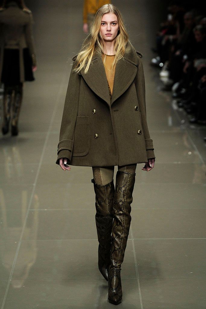 Burberry F/W 10 Look 79