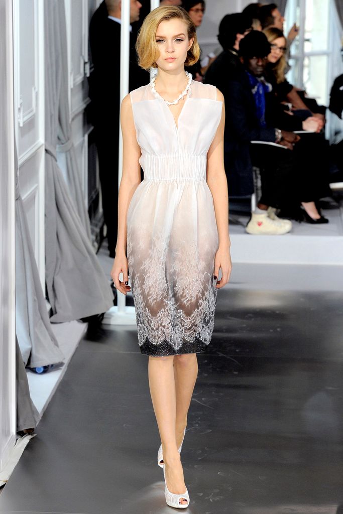 Christian Dior S/S 12 Couture Look 106